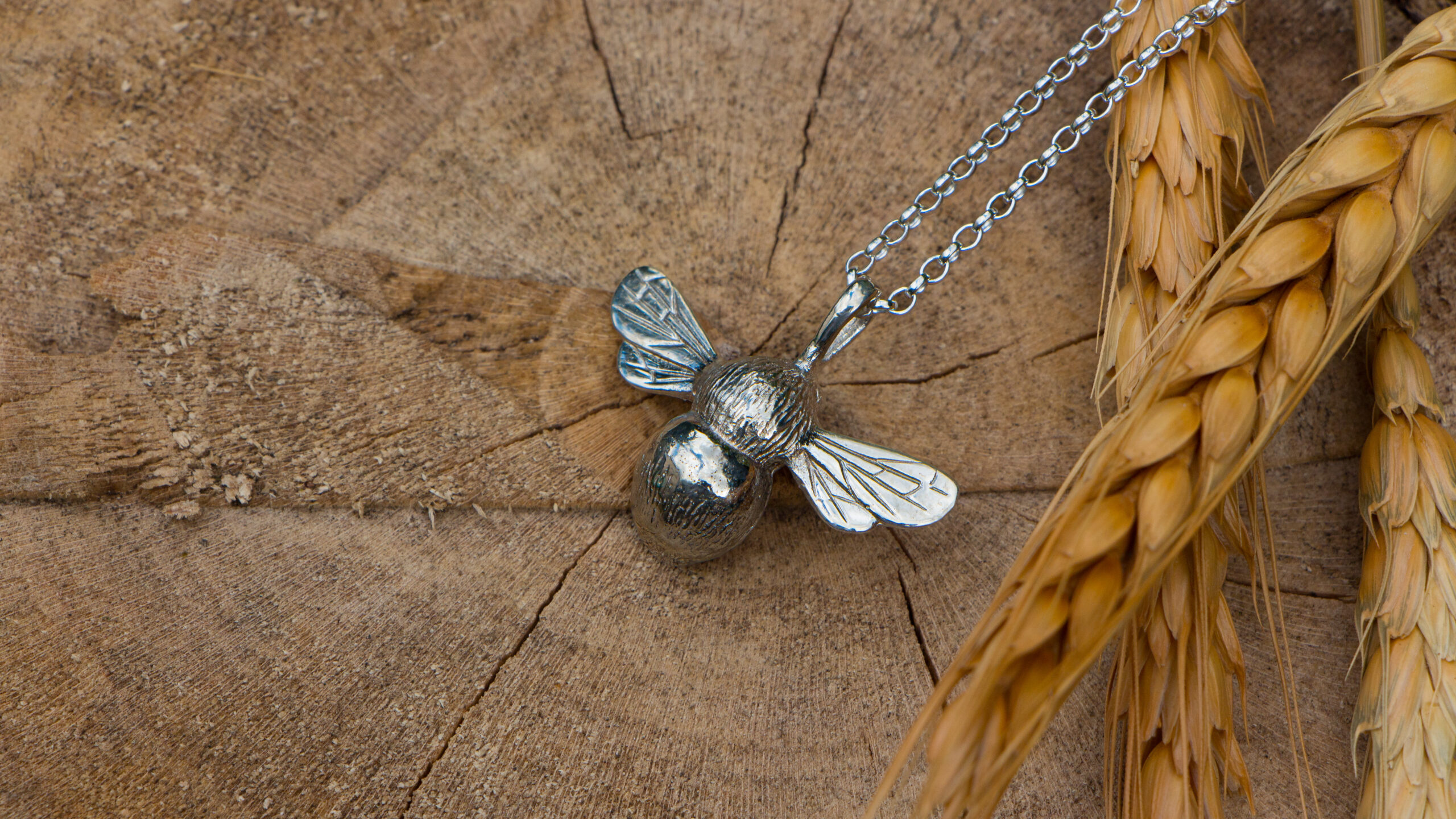 Bumblebee Pendant - Image 2