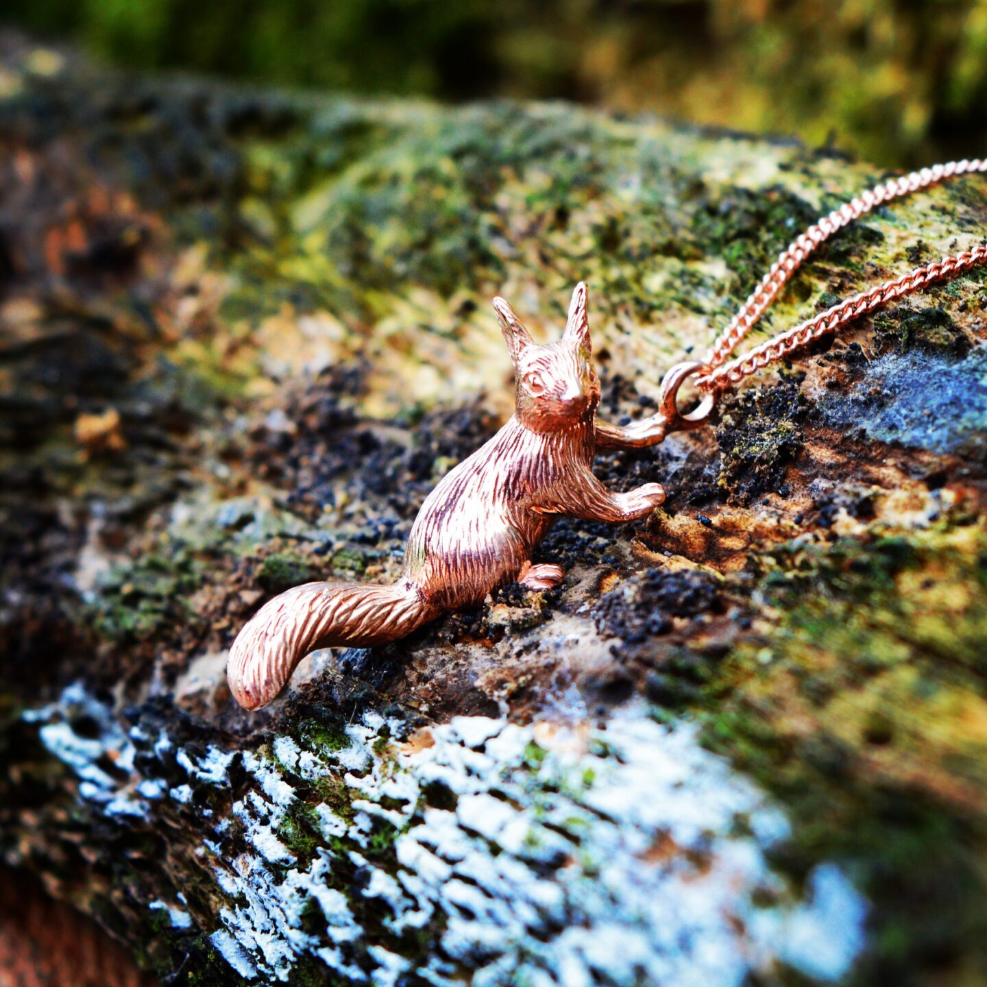 Red Squirrel Pendant (9ct red gold)