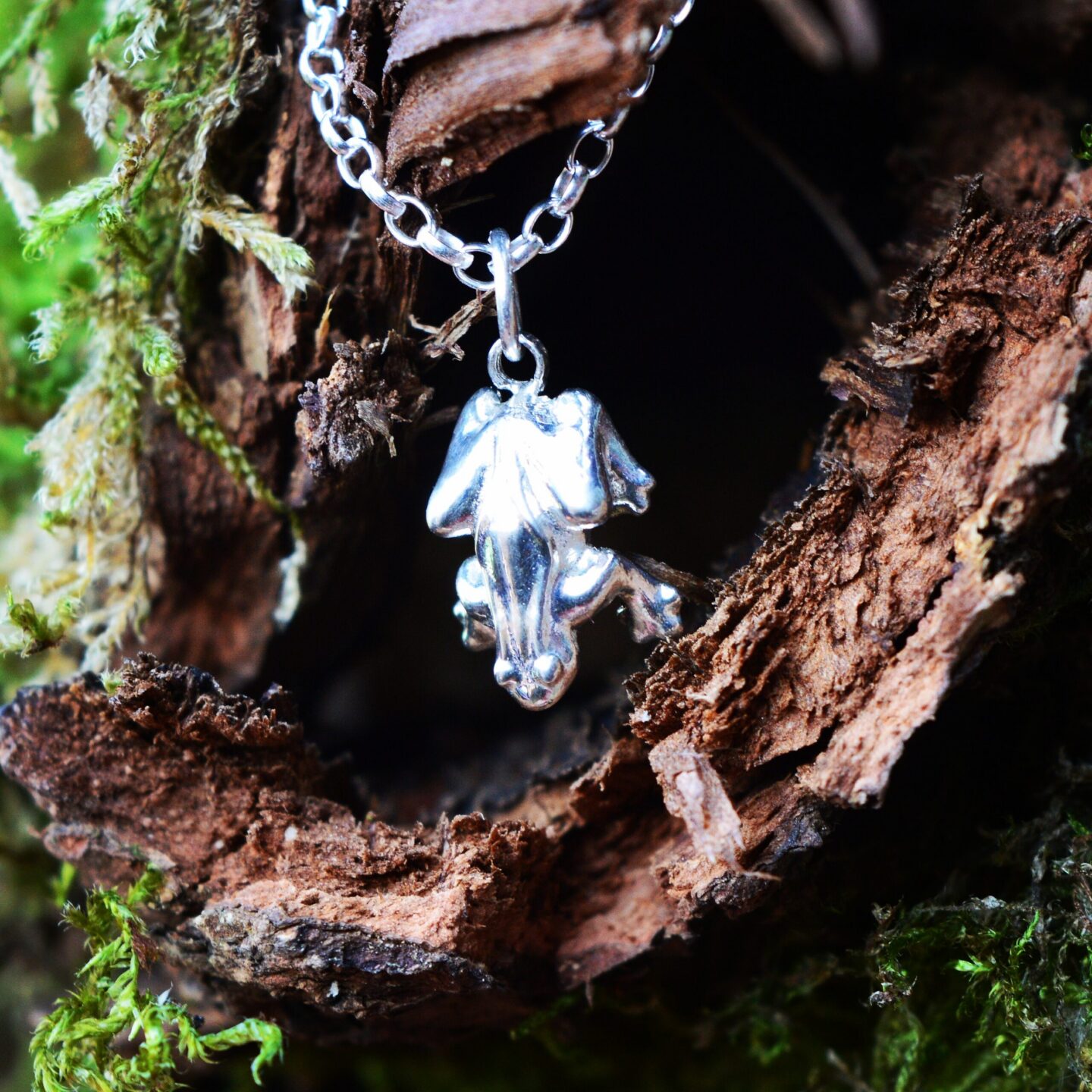 Minature Woodland Frog Pendant