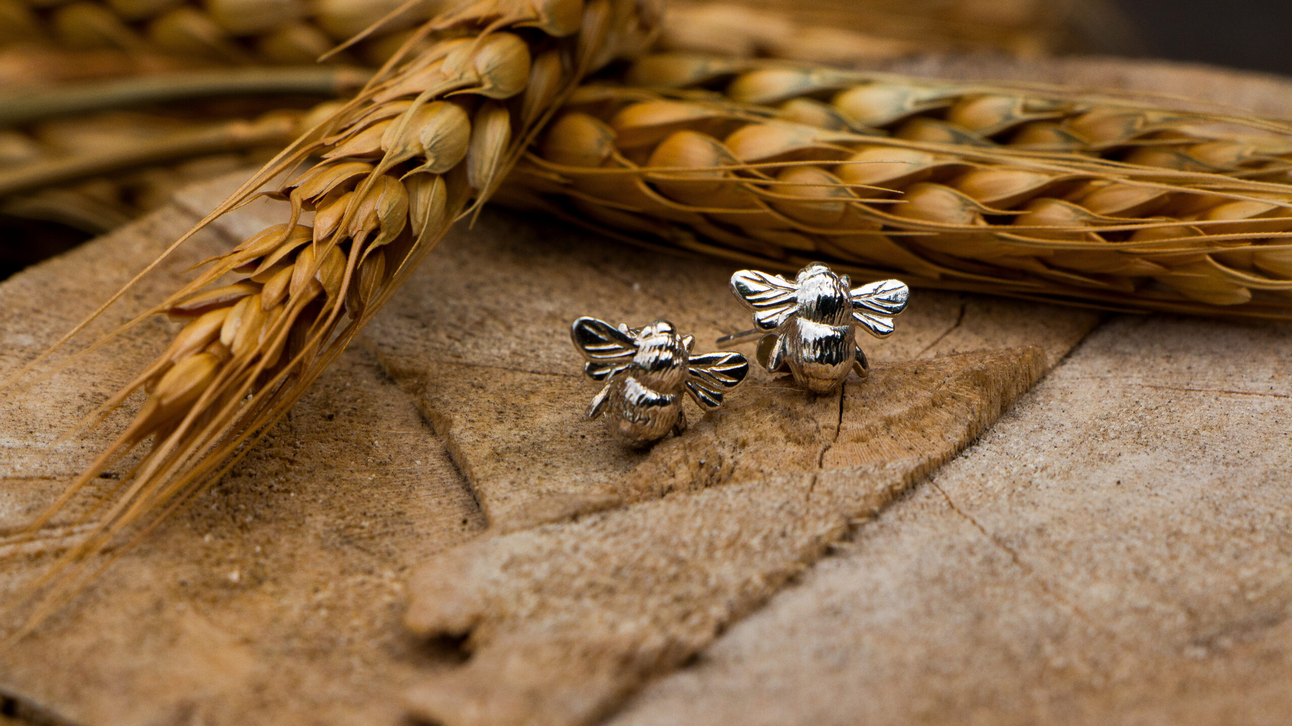 Bumblebee Stud Earrings - Image 4