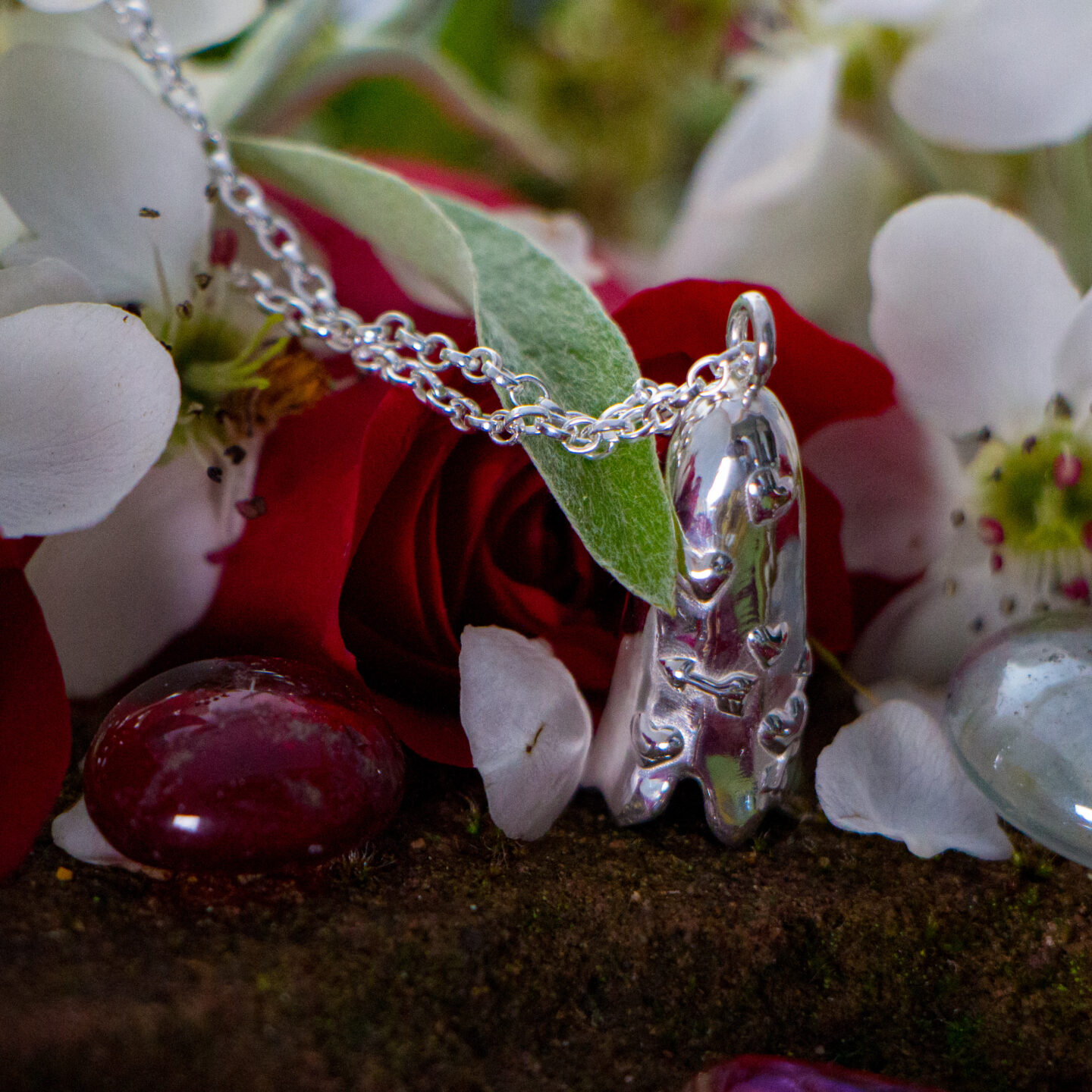 Eros Secret Garden Ghost