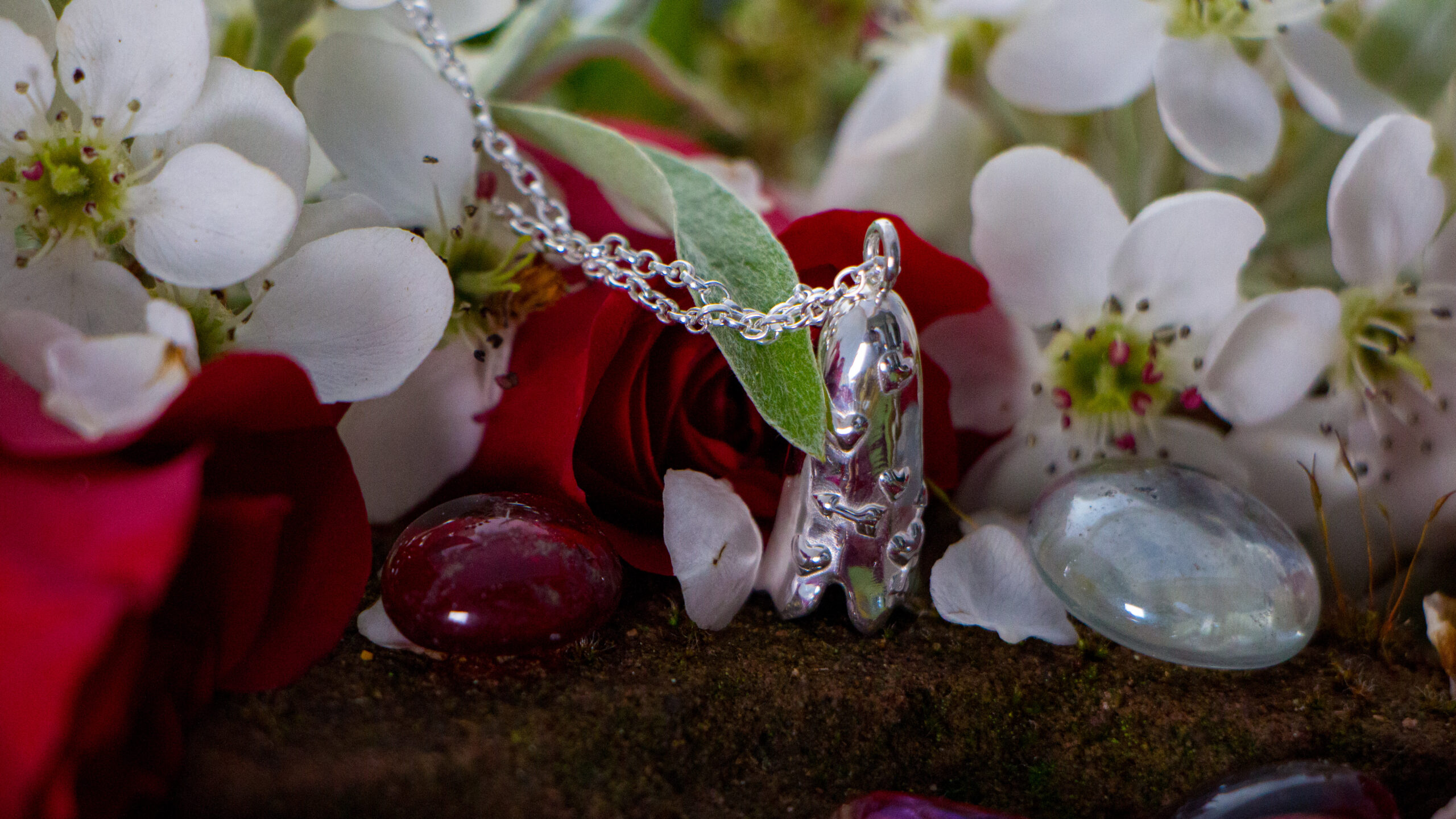 Eros Secret Garden Ghost - Image 2